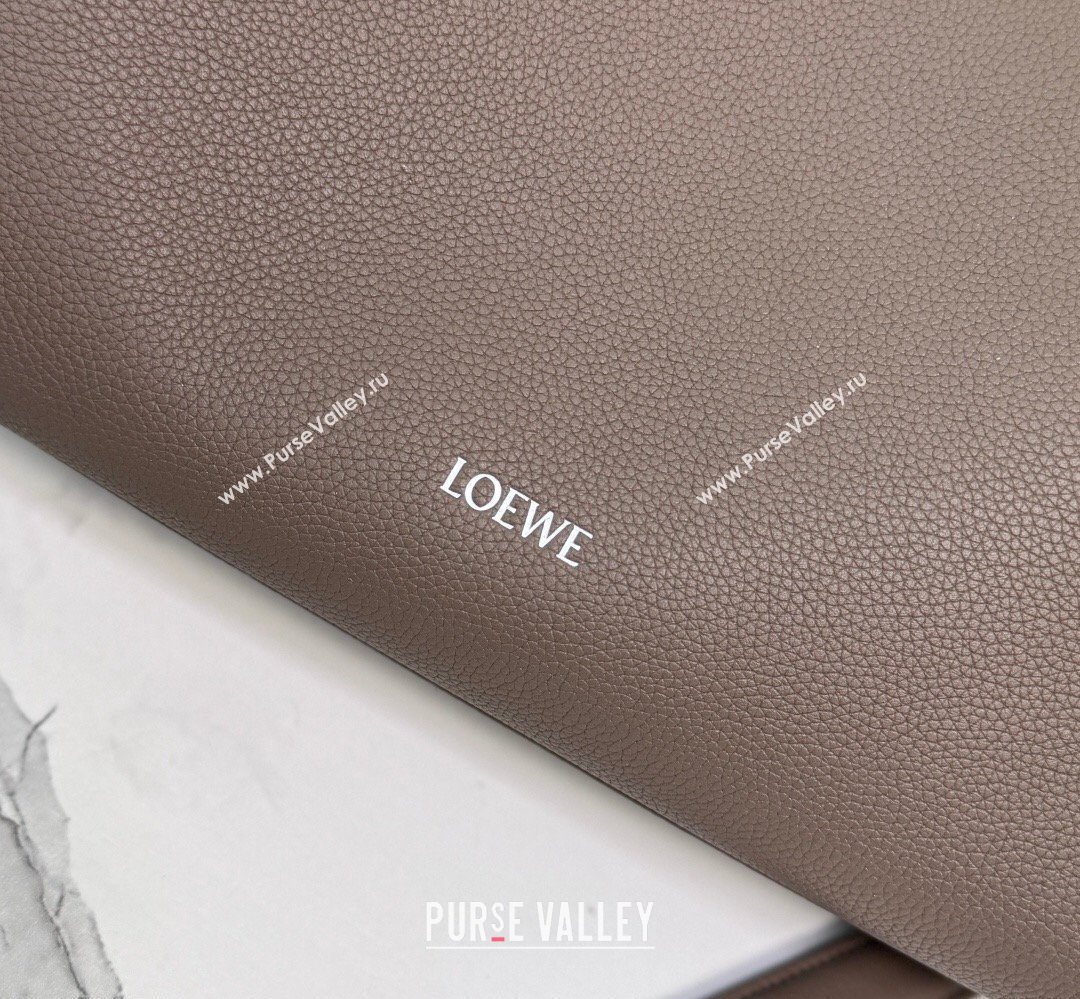 Loewe Large Madrid bag in supple calfskin leather Taupe 2026 052510 (nana-260407076)