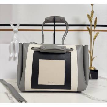 Loewe Medium Madrid bag in supple calfskin leather Grey/White/Black 2026 062451 (nana-260407079)