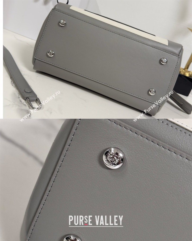 Loewe Medium Madrid bag in supple calfskin leather Grey/White/Black 2026 062451 (nana-260407079)