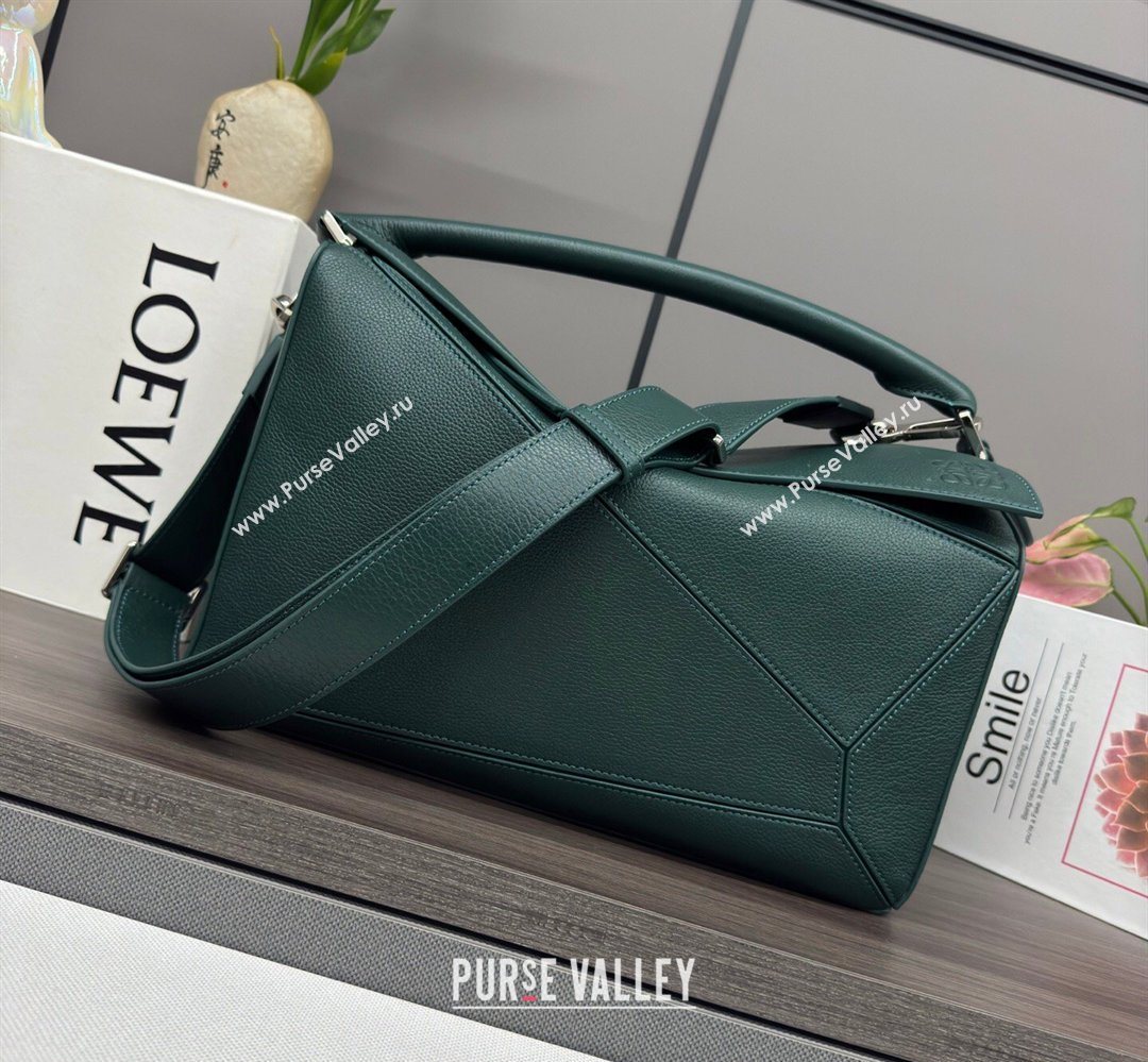 Loewe Large Puzzle Edge bag in soft grained calfskin Dark Green 2026 052446 (Ys-260407082)