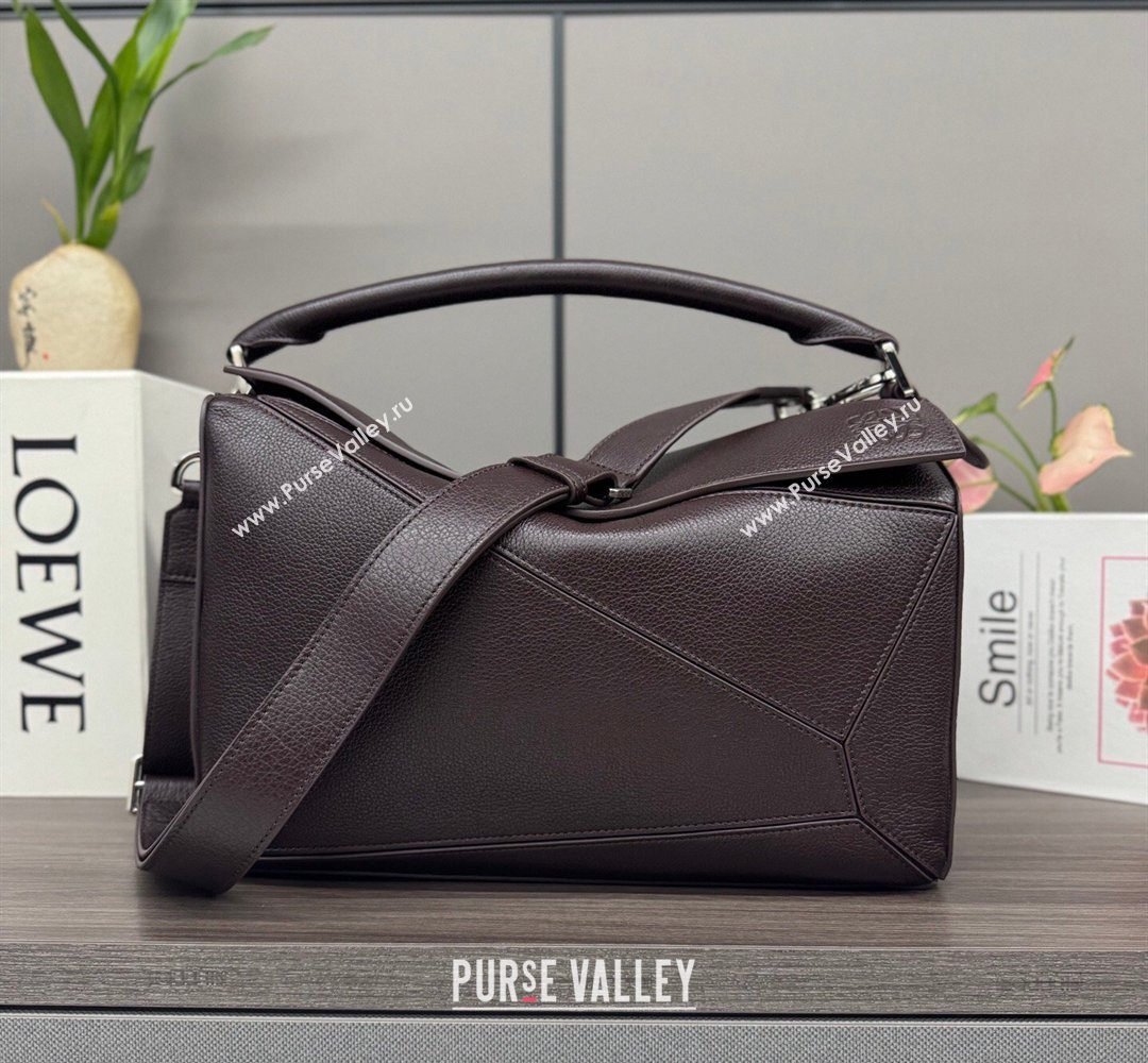 Loewe Large Puzzle Edge bag in soft grained calfskin Cinnabar Red 2026 052446 (Ys-260407084)