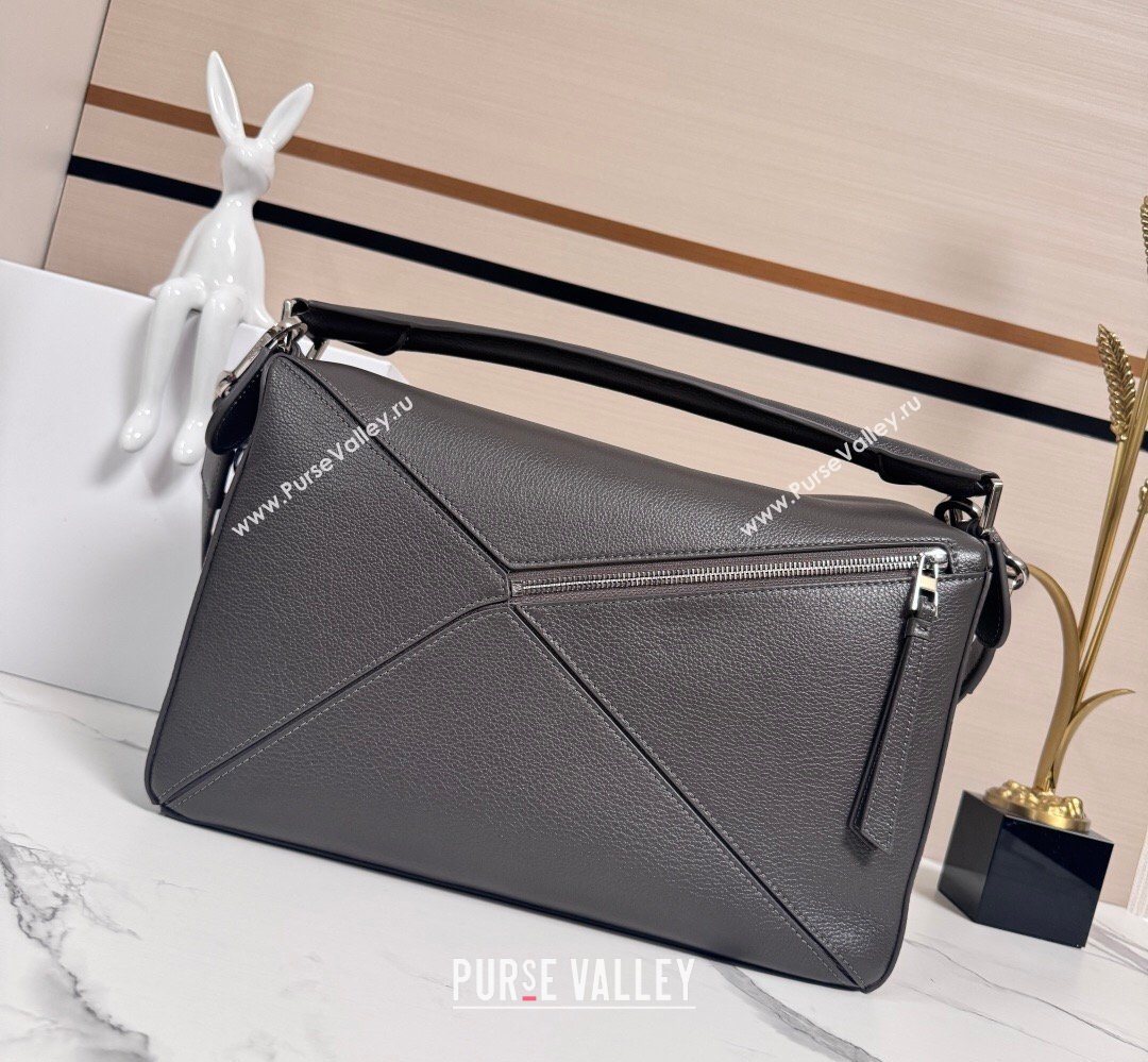 Loewe Large Puzzle Edge bag in soft grained calfskin Dark Grey 2026 052446 (Ys-260407085)