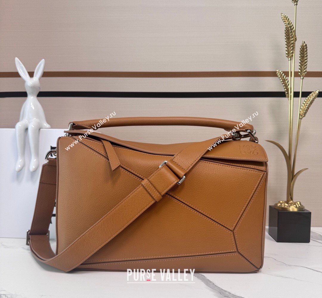 Loewe Large Puzzle Edge bag in soft grained calfskin Canyon Brown 2026 052446 (Ys-260407087)