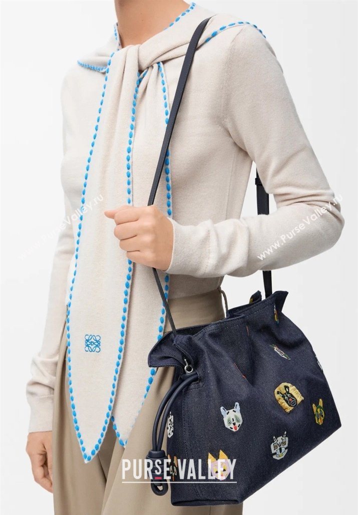 Louis Wain x Loewe Medium Flamenco Clutch in Cat Embroidered Denim Blue 2026 (Ys-260407060)
