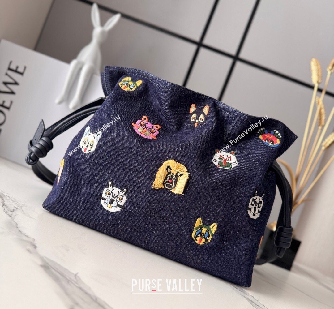 Louis Wain x Loewe Medium Flamenco Clutch in Cat Embroidered Denim Blue 2026 (Ys-260407060)