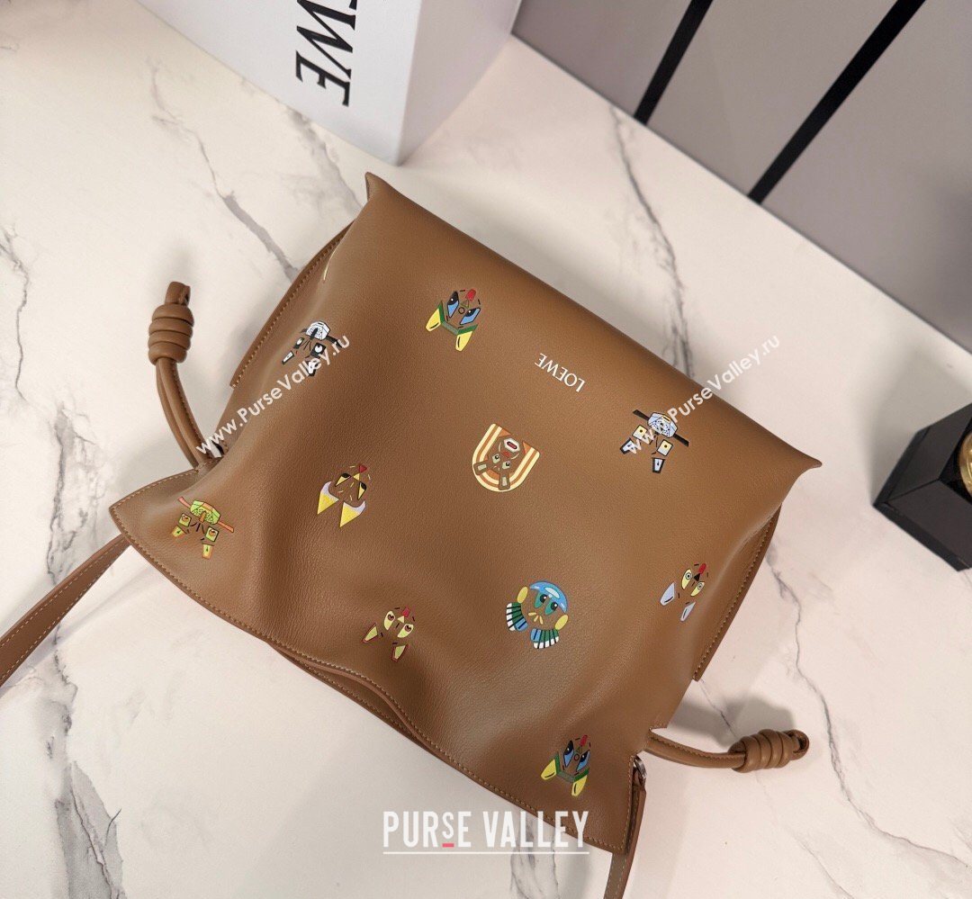 Louis Wain x Loewe Medium Flamenco Clutch in Cat Embroidered Nappa Calfskin Leather Mocha 2026 (Ys-260407061)