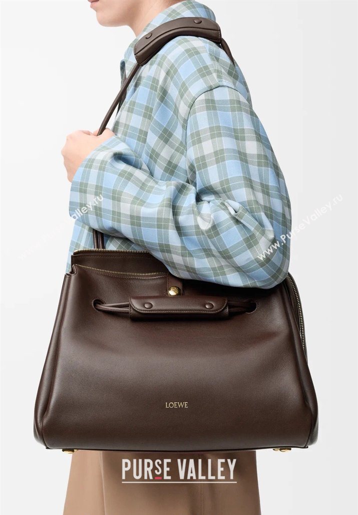 Loewe Medium Madrid bag in supple calfskin leather Brownie 20265 052451 (nana-260407068)
