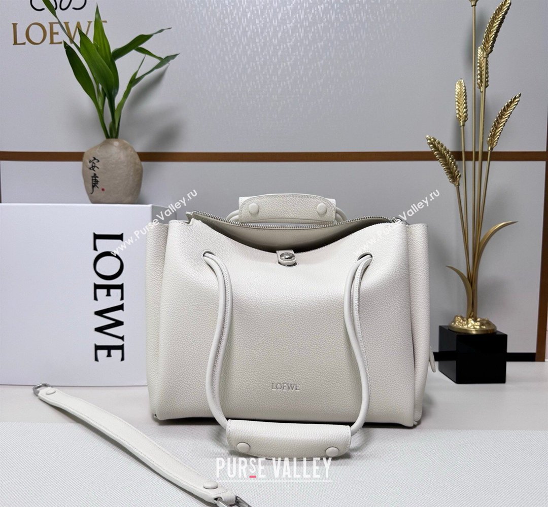 Loewe Medium Madrid bag in supple grained calfskin White 20265 052451 (nana-260407069)