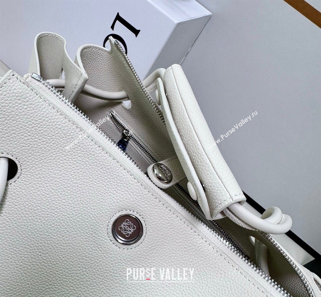 Loewe Medium Madrid bag in supple grained calfskin White 20265 052451 (nana-260407069)
