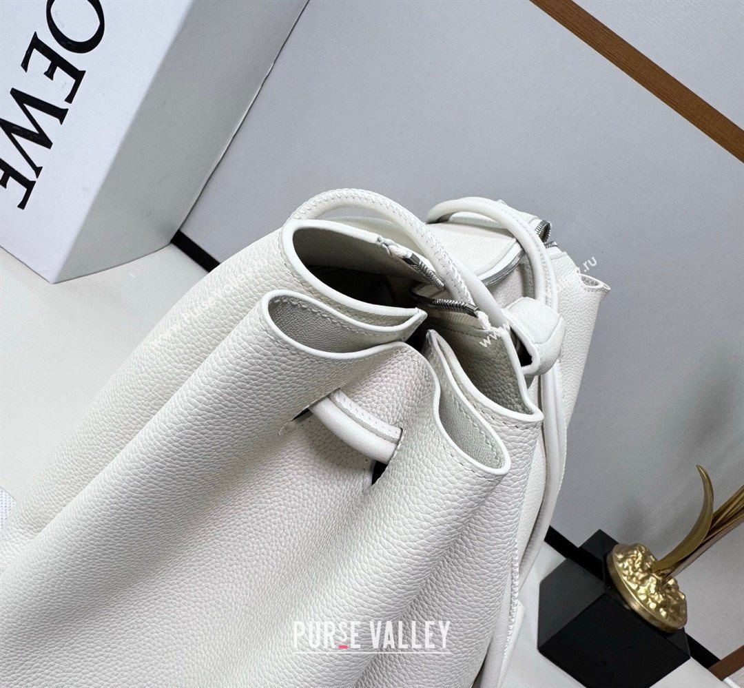 Loewe Medium Madrid bag in supple grained calfskin White 20265 052451 (nana-260407069)