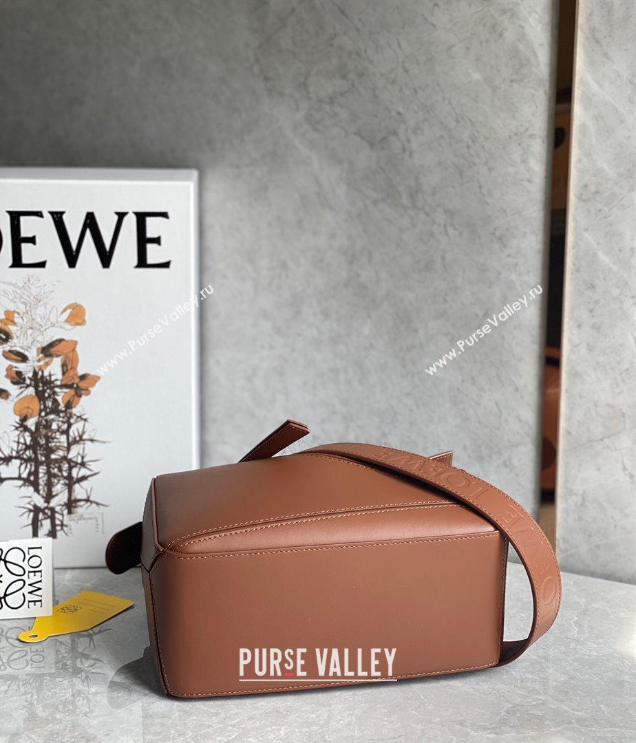 Loewe Small Puzzle bag in Satin Calfskin with Wide Leather Strap Caramel Brown 2024 (Ys-240202075)