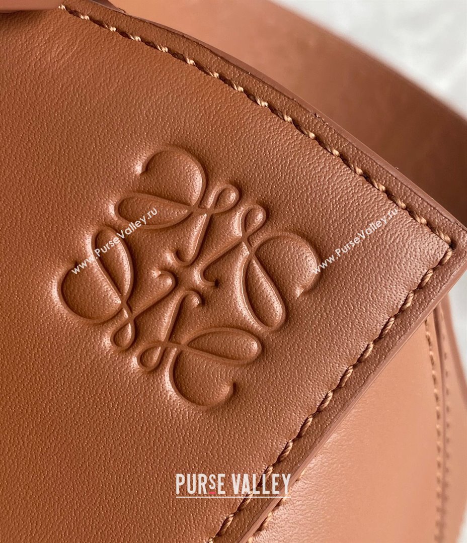 Loewe Small Puzzle bag in Satin Calfskin with Wide Leather Strap Caramel Brown 2024 (Ys-240202075)