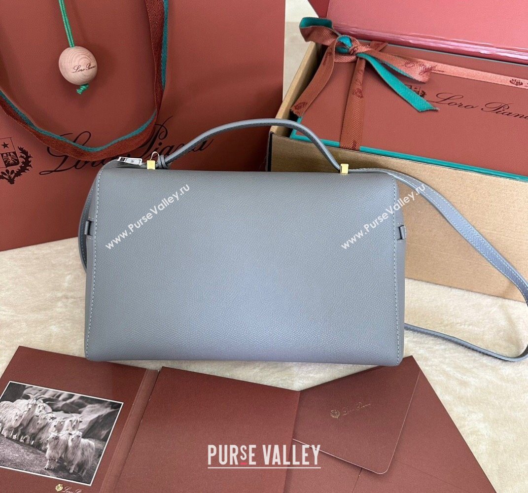 Loro Piana Extra Pocket Pouch L27 in Palm-Grained Calfskin Pearly Grey 2024 (TZ-240717141)