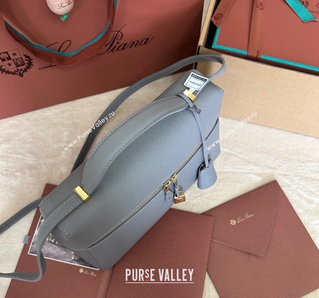 Loro Piana Extra Pocket Pouch L27 in Palm-Grained Calfskin Pearly Grey 2024 (TZ-240717141)