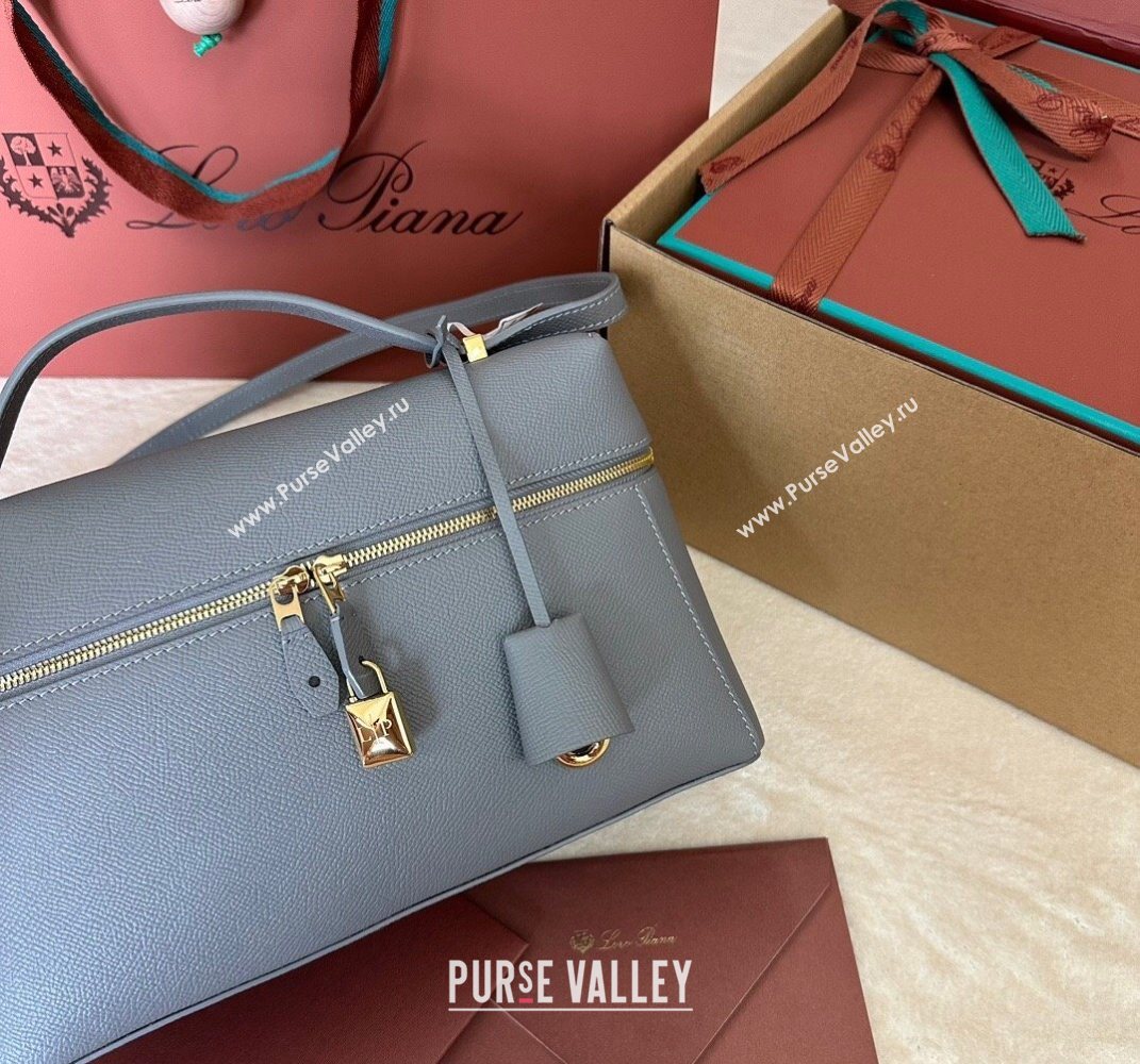 Loro Piana Extra Pocket Pouch L27 in Palm-Grained Calfskin Pearly Grey 2024 (TZ-240717141)