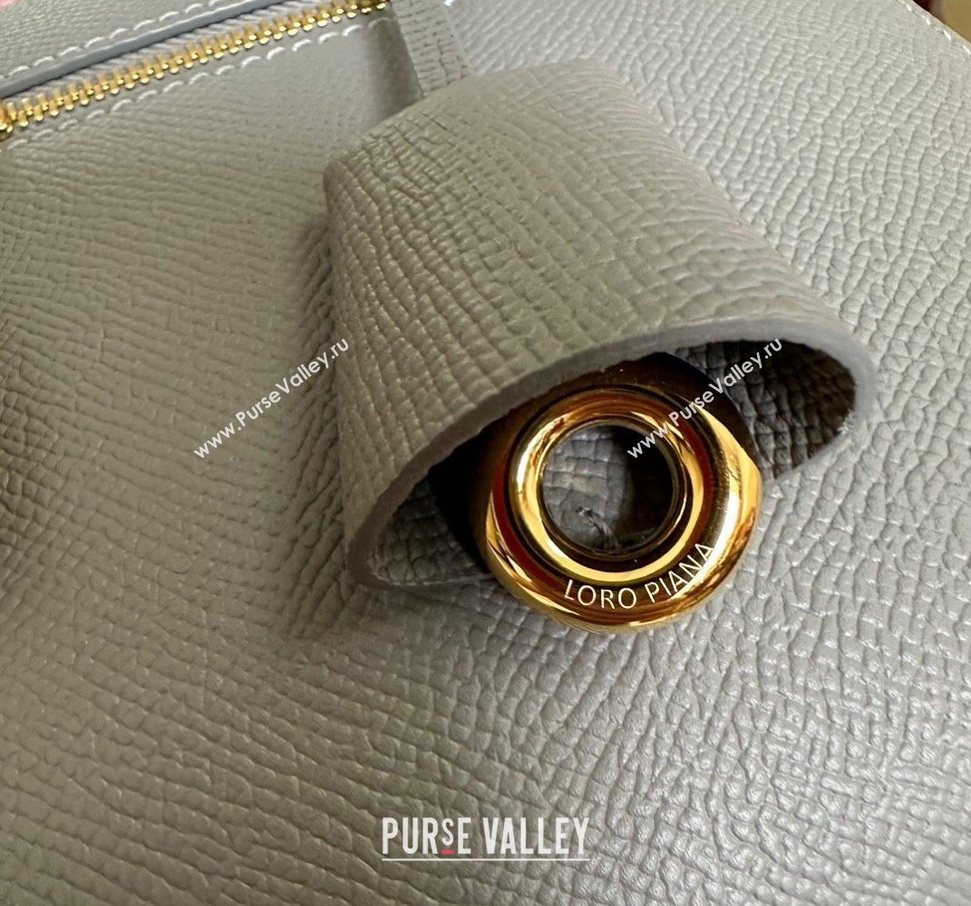 Loro Piana Extra Pocket Pouch L27 in Palm-Grained Calfskin Pearly Grey 2024 (TZ-240717141)