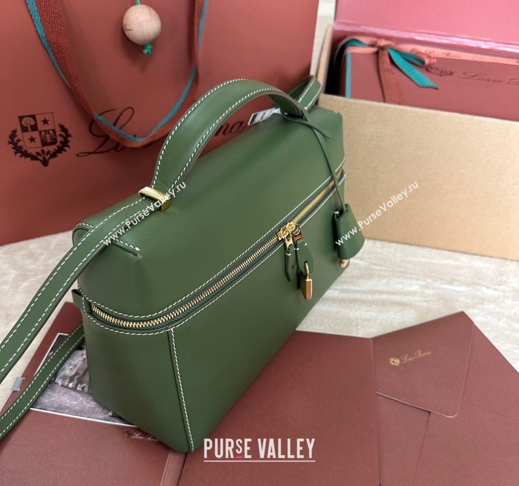 Loro Piana Extra Pocket Pouch L27 in Smooth Calfskin Moss Green 2024 (TZ-240717134)