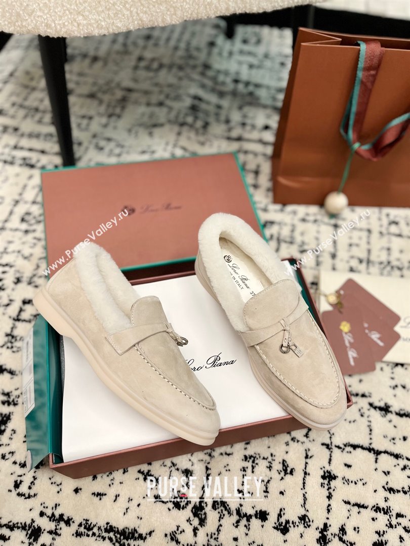 Loro Piana Summer Charm Loafers in Suede and Rabbit Fur Light Beige 2024 LP101103 (KL-241011078)