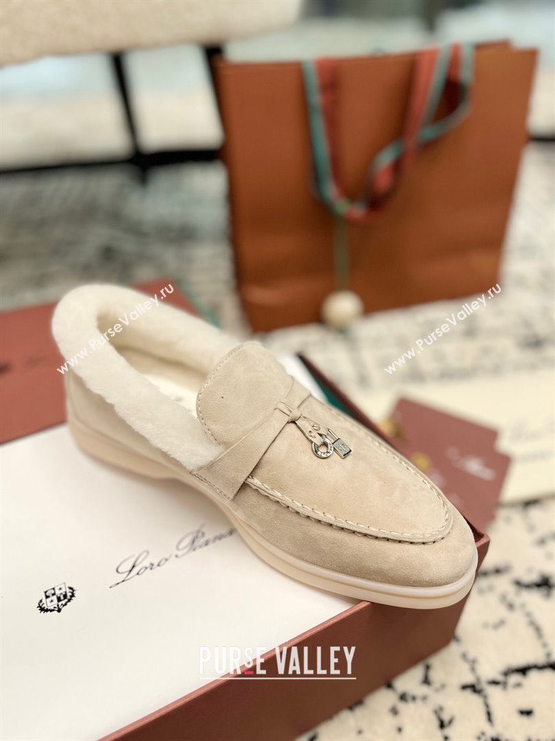 Loro Piana Summer Charm Loafers in Suede and Rabbit Fur Light Beige 2024 LP101103 (KL-241011078)