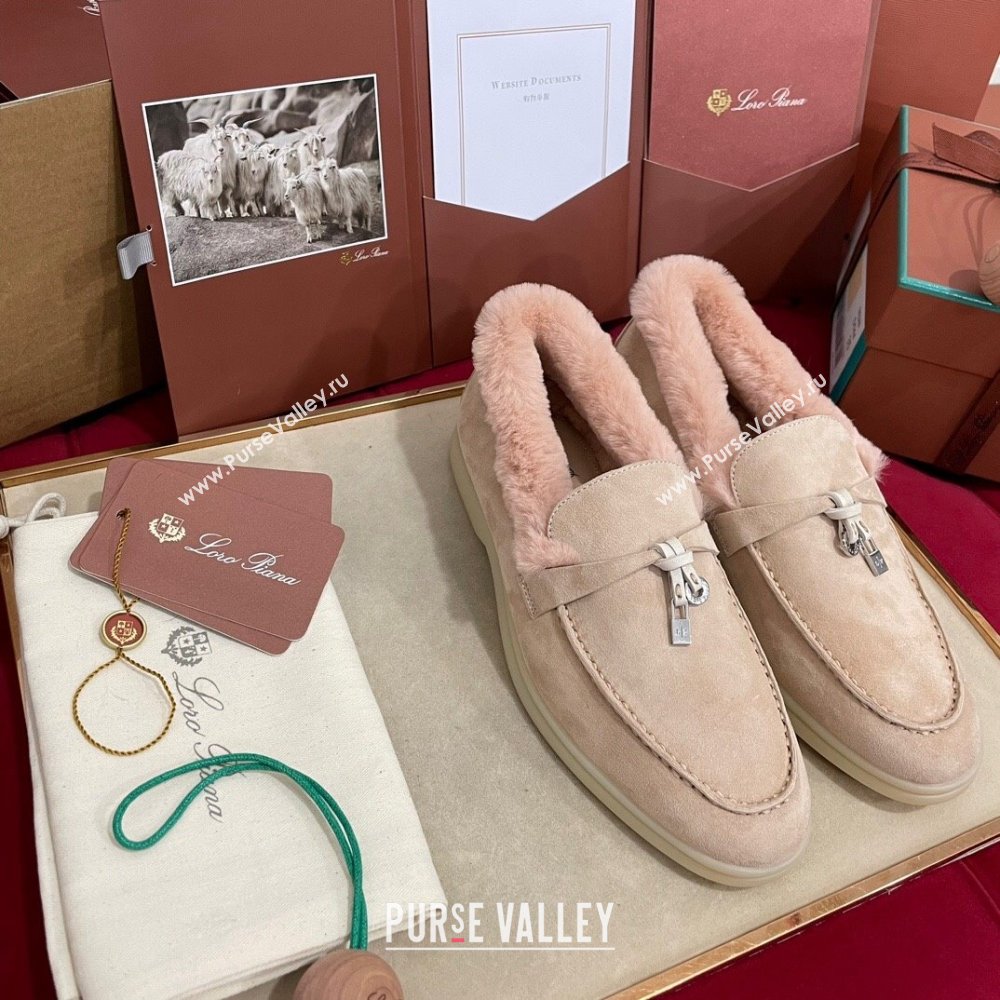 Loro Piana Summer Charm Loafers in Suede and Beaver Fur Light Pink 2024 LP101103 (KL-241113137)