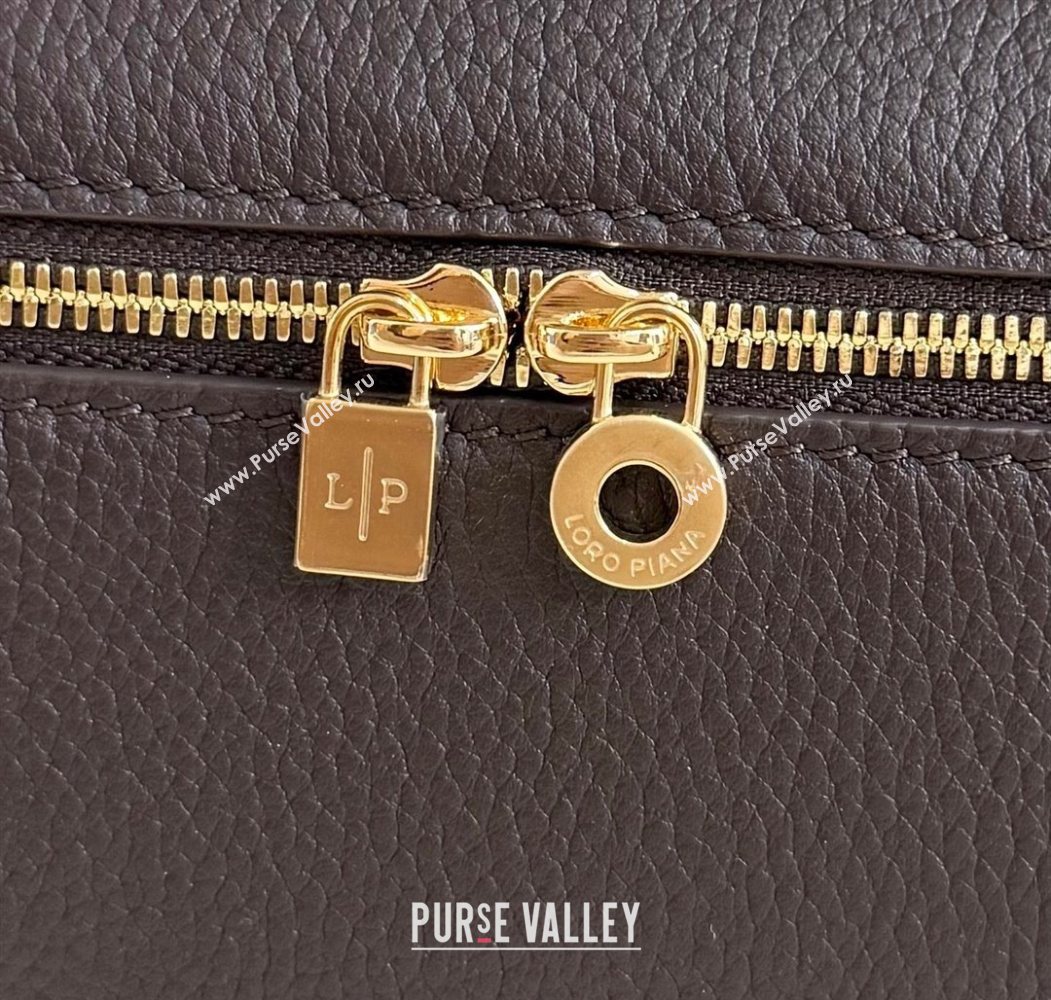 Loro Piana LP Extra Pocket Pouch L19 in Grained Calfskin Coffee 2025 (YY-250625048)