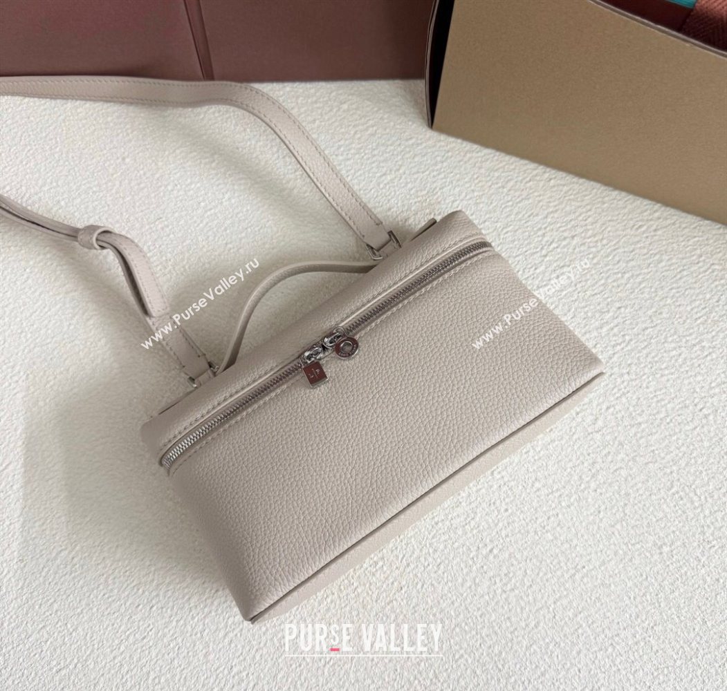 Loro Piana LP Extra Pocket Pouch L19 in Grained Calfskin Light Grey 2025 (YY-250625053)