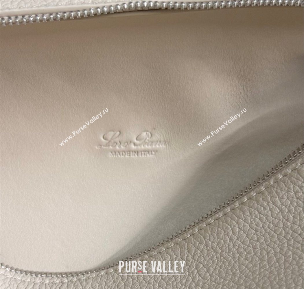 Loro Piana LP Extra Pocket Pouch L19 in Grained Calfskin Light Grey 2025 (YY-250625053)