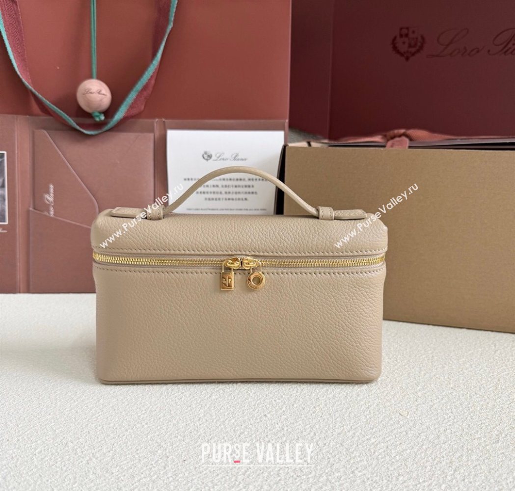 Loro Piana LP Extra Pocket Pouch L19 in Grained Calfskin Beige/Gold 2025 (YY-250625064)