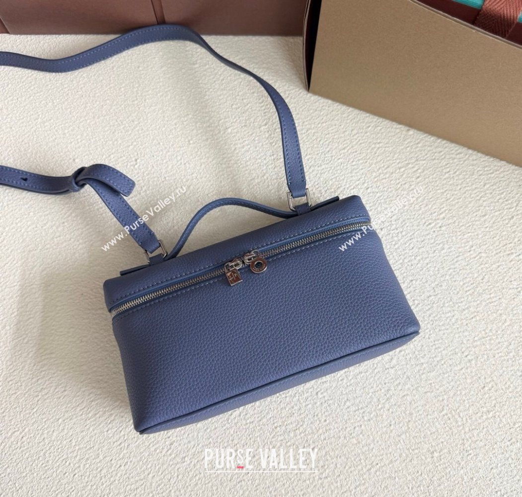 Loro Piana LP Extra Pocket Pouch L19 in Grained Calfskin Indigo Blue 2025 (YY-250625067)