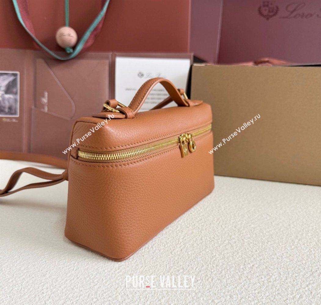 Loro Piana LP Extra Pocket Pouch L19 in Grained Calfskin Tabac Brown/Gold 2025 (YY-250625040)