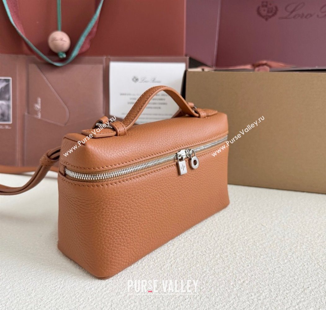 Loro Piana LP Extra Pocket Pouch L19 in Grained Calfskin Tabac Brown/Silver 2025 (YY-250625037)