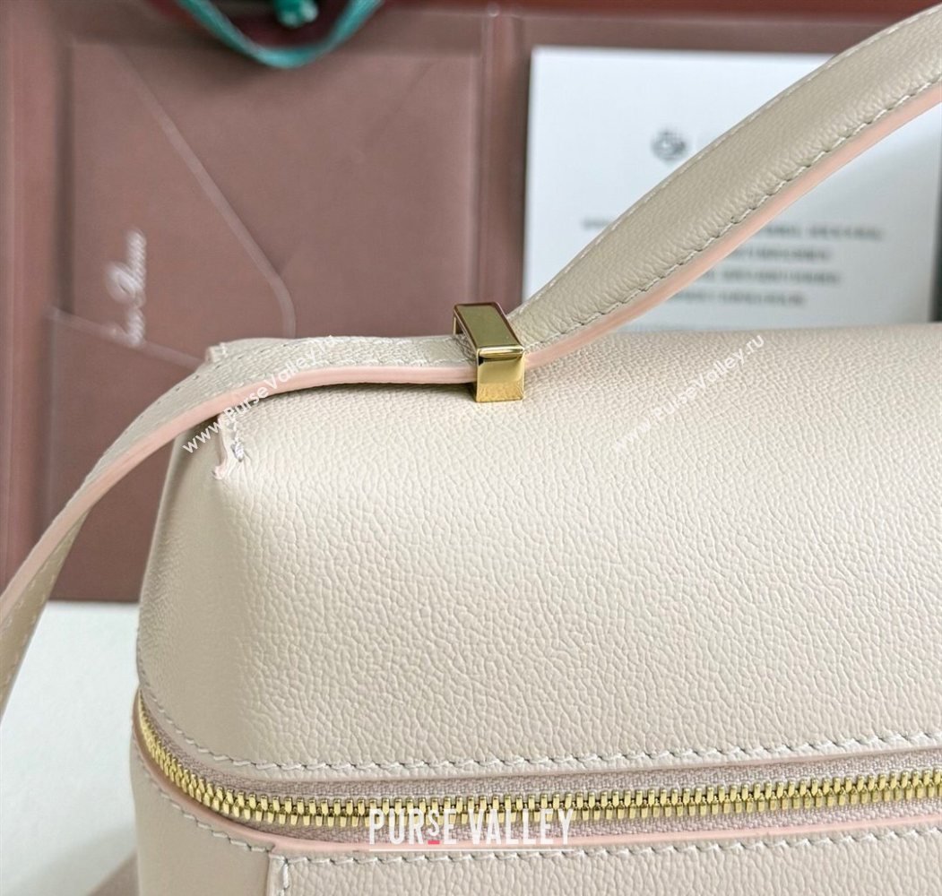 Loro Piana LP Extra Pocket Pouch L27 in Grained Calfskin Cream Honey 2025 (YY-250625072)