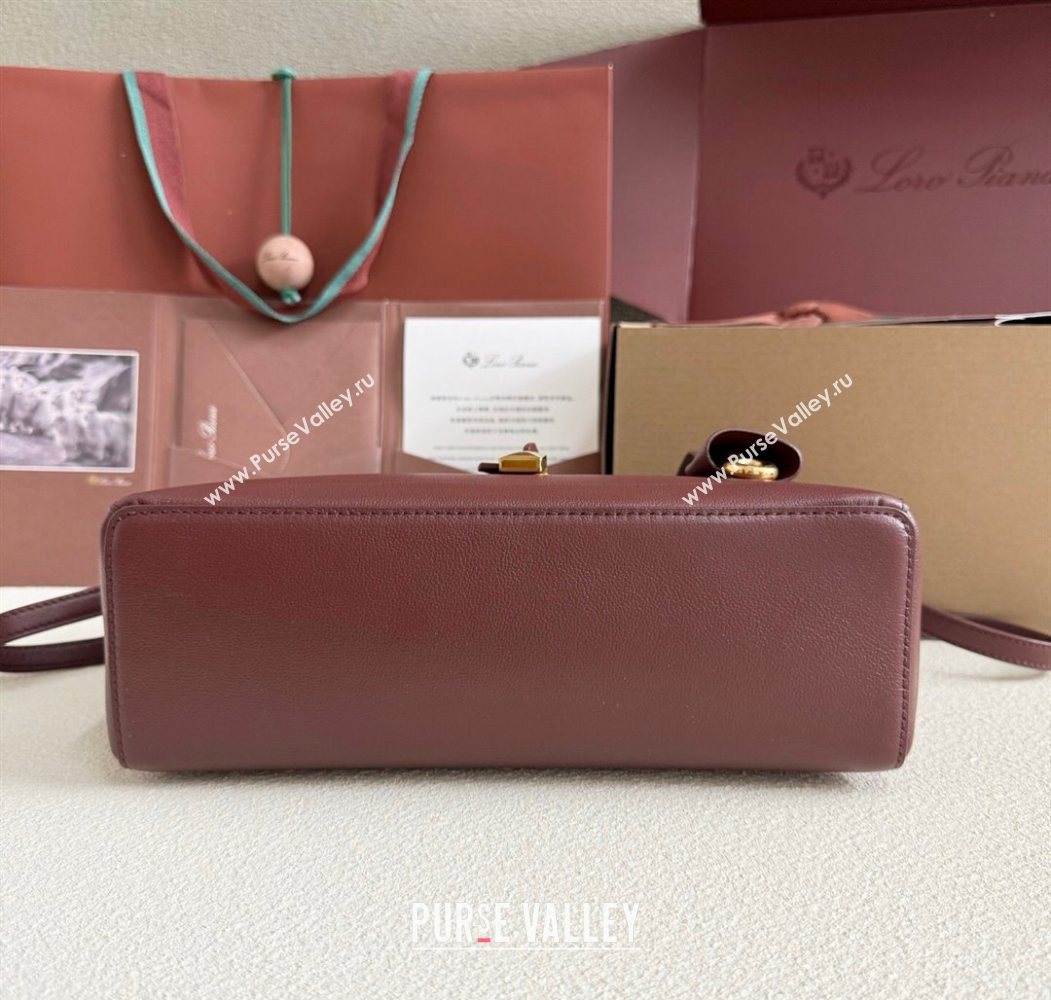 Loro Piana LP Extra Pocket Pouch L27 in Grained Calfskin Ormosia 2025 (YY-250625073)