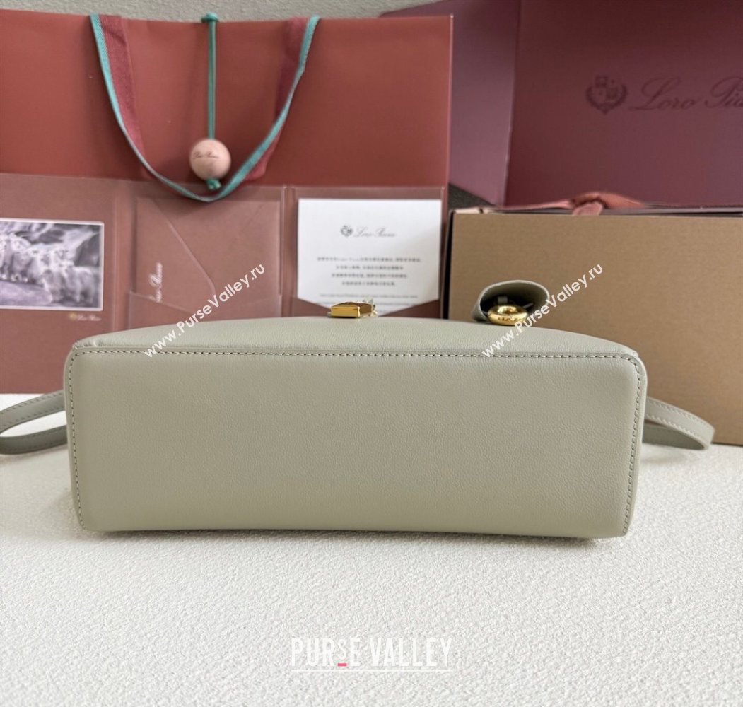 Loro Piana LP Extra Pocket Pouch L27 in Grained Calfskin Dry Artemisia 2025 (YY-250625077)