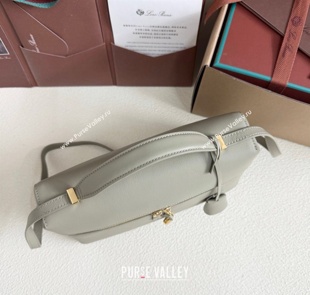 Loro Piana LP Extra Pocket Pouch L27 in Grained Calfskin Dry Artemisia 2025 (YY-250625077)
