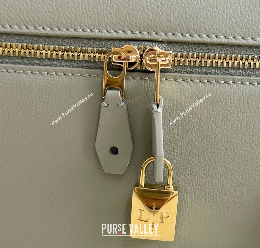 Loro Piana LP Extra Pocket Pouch L27 in Grained Calfskin Dry Artemisia 2025 (YY-250625077)