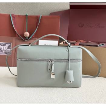 Loro Piana LP Extra Pocket Pouch L27 in Palm-Grained Calfskin Eucalyptus 2025 (YY-250625079)