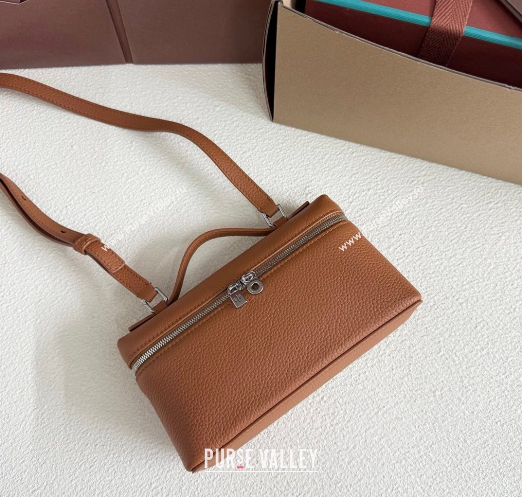 Loro Piana LP Extra Pocket Pouch L19 in Grained Calfskin Tabac Brown/Silver 2025 (YY-250625037)