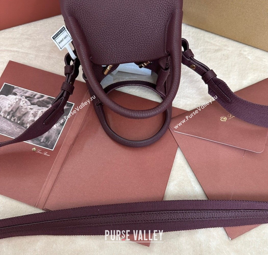 Loro Piana Small Bale Bucket Bag in Grained Calfskin Leather Ormosia Red 2025 0925 (XLU-250925059)