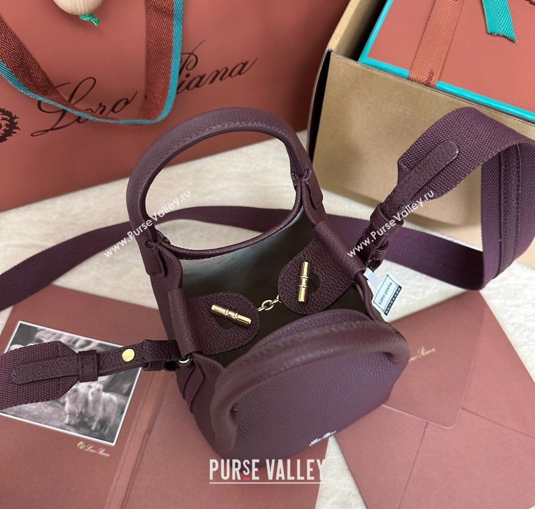 Loro Piana Small Bale Bucket Bag in Grained Calfskin Leather Ormosia Red 2025 0925 (XLU-250925059)