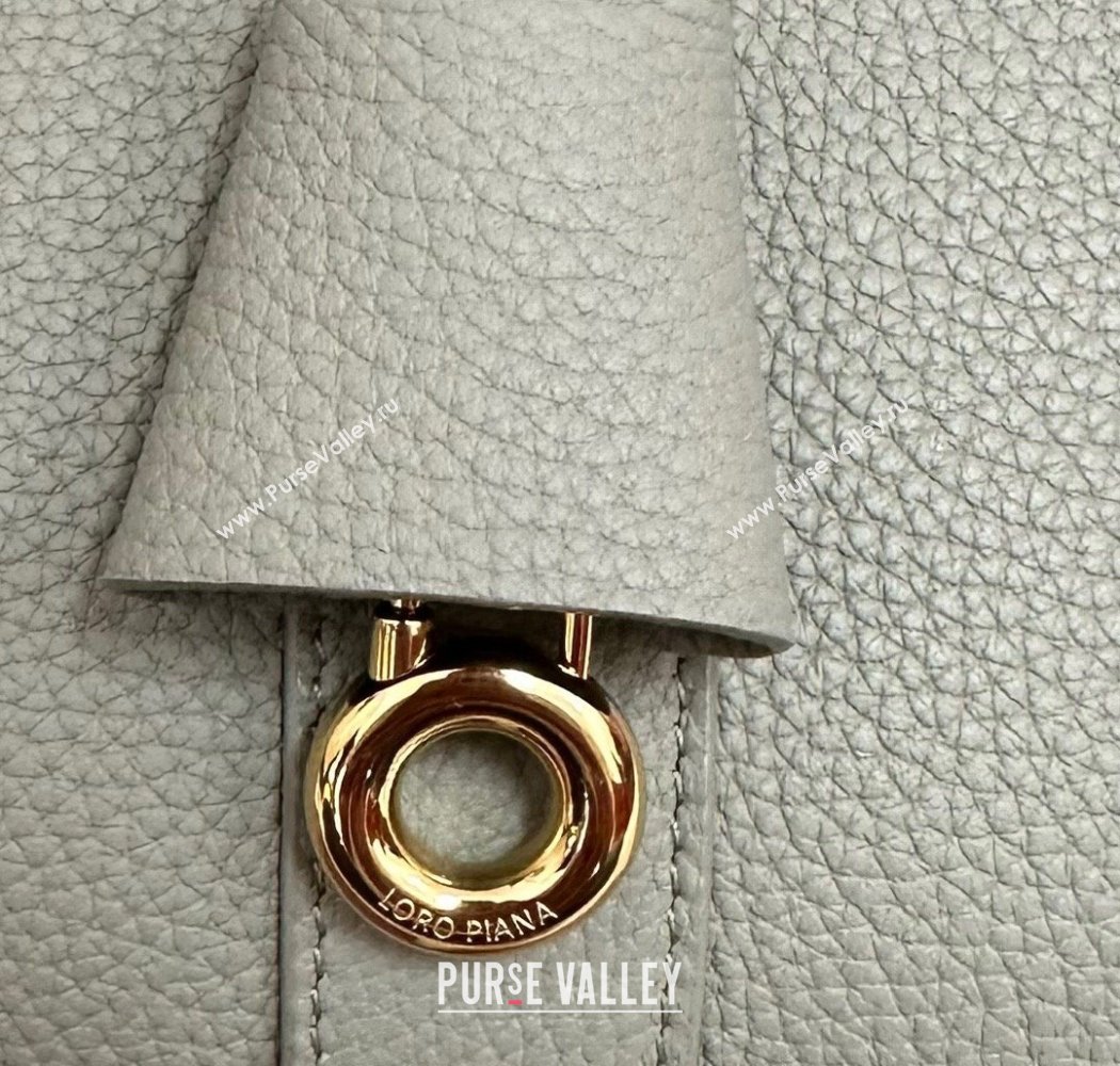 Loro Piana Loom Top Handle bag L25 in Grained Calfskin Leather Dry Artemisia 2025 0925 (XLU-250925093)