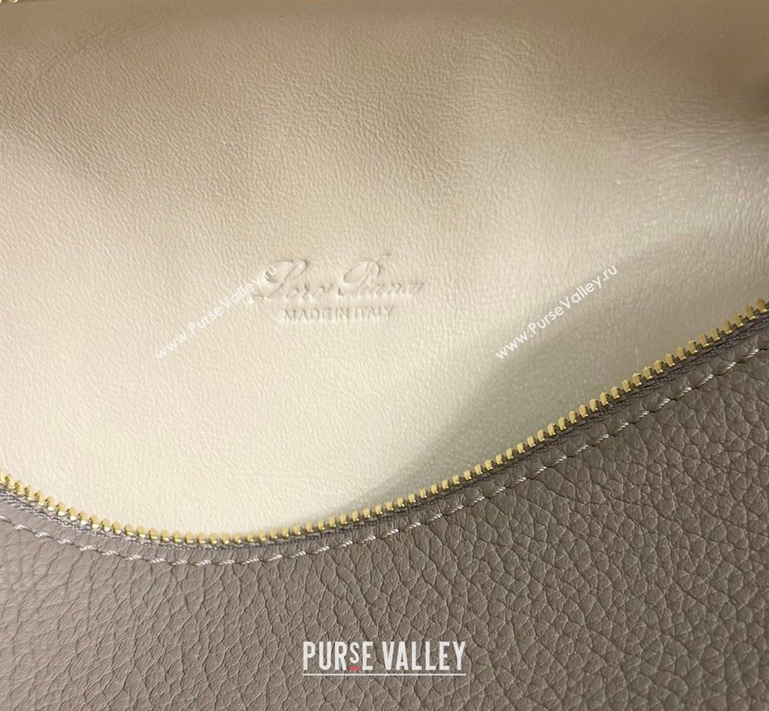 Loro Piana LP Extra Pocket Pouch L19 in Grained Leather Warm Beige 2026 FAI8393 (YY-260408042)