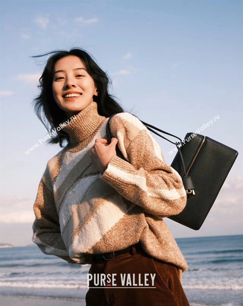 Loro Piana LP Extra Bag L27 in Palm-Grained Leather Navy Blue 2026 FAO3001 (BF-260408056)