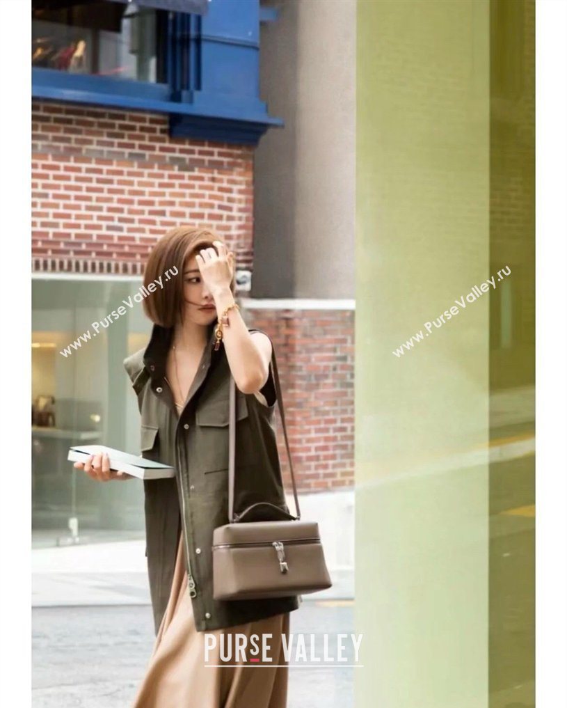 Loro Piana LP Extra Bag L27 in Calfskin Leather Warm Beige 2026 FAO3001 (BF-260408058)