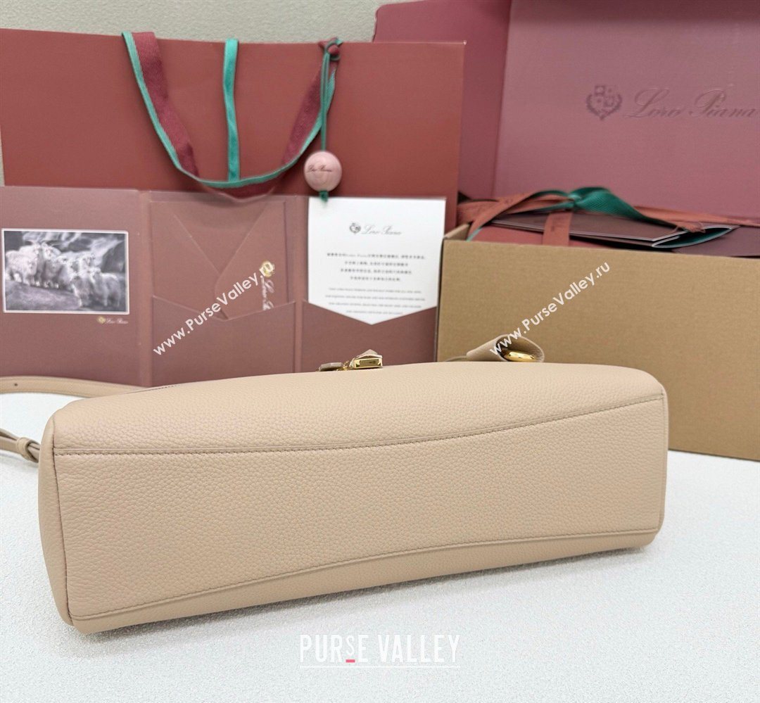 Loro Piana LP Extra Softy Bag L33 in Grained Leather Vanilla Beige 2026 FAQ6591 (MHUI-260408001)