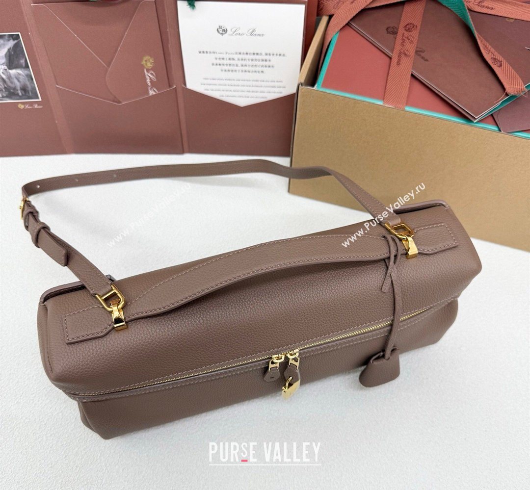 Loro Piana LP Extra Softy Bag L33 in Grained Leather Rock Grey 2026 FAQ6591 (MHUI-260408003)