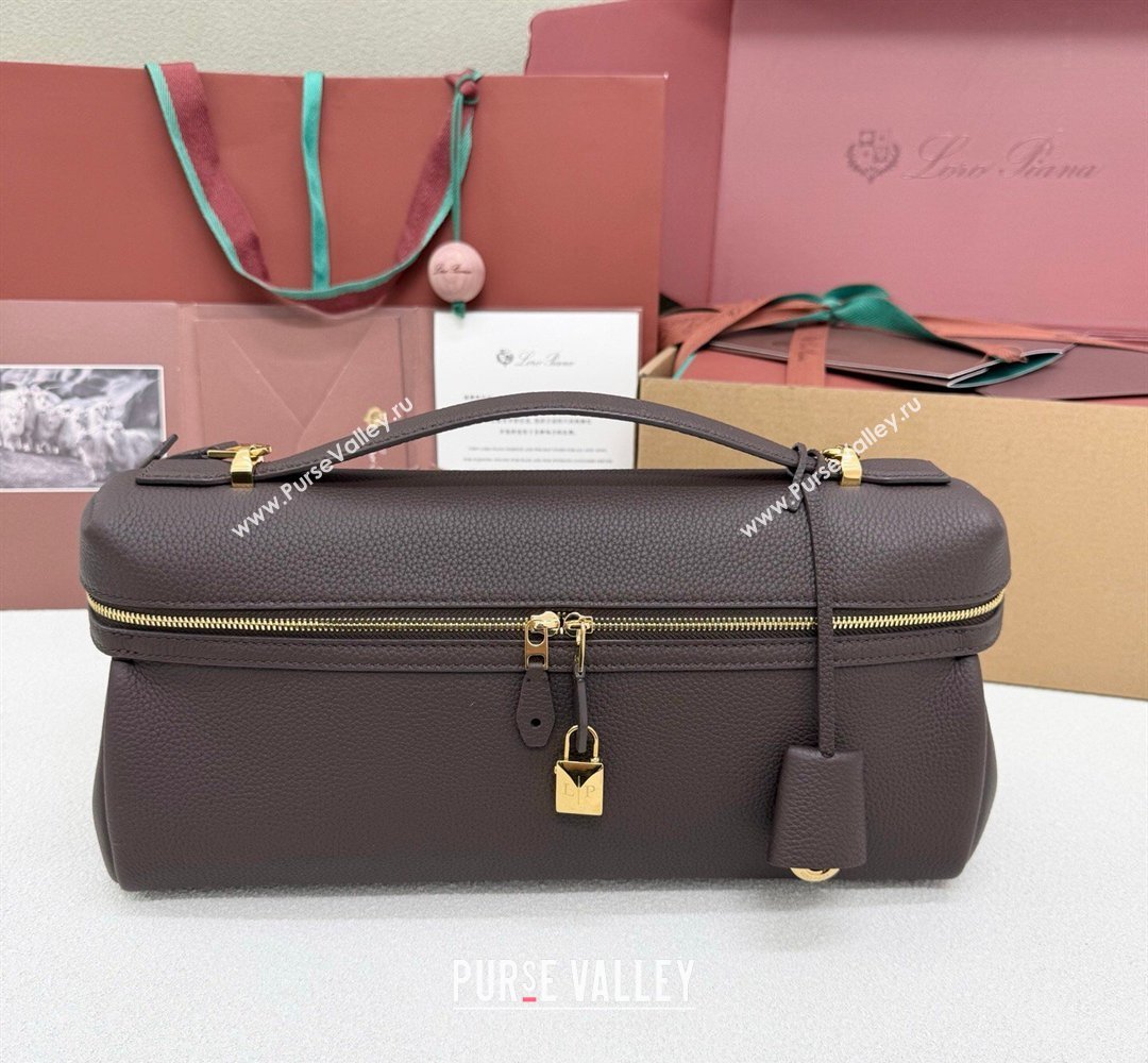 Loro Piana LP Extra Softy Bag L33 in Grained Leather Coffee 2026 FAQ6591 (MHUI-260408004)