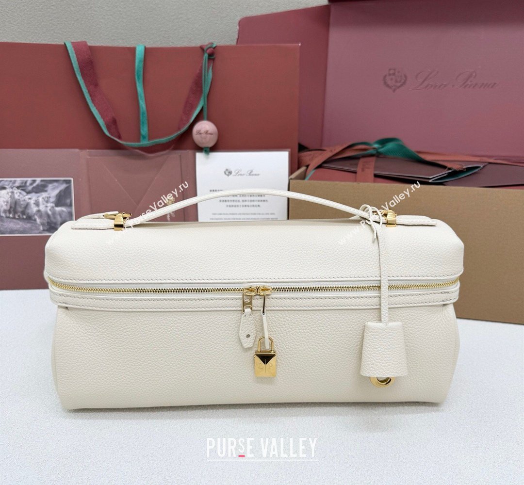 Loro Piana LP Extra Softy Bag L33 in Grained Leather White 2026 FAQ6591 (MHUI-260408005)