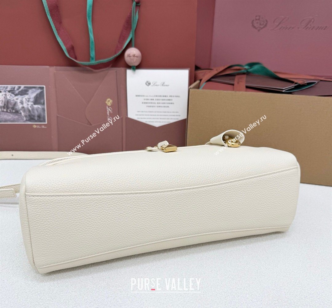 Loro Piana LP Extra Softy Bag L33 in Grained Leather White 2026 FAQ6591 (MHUI-260408005)