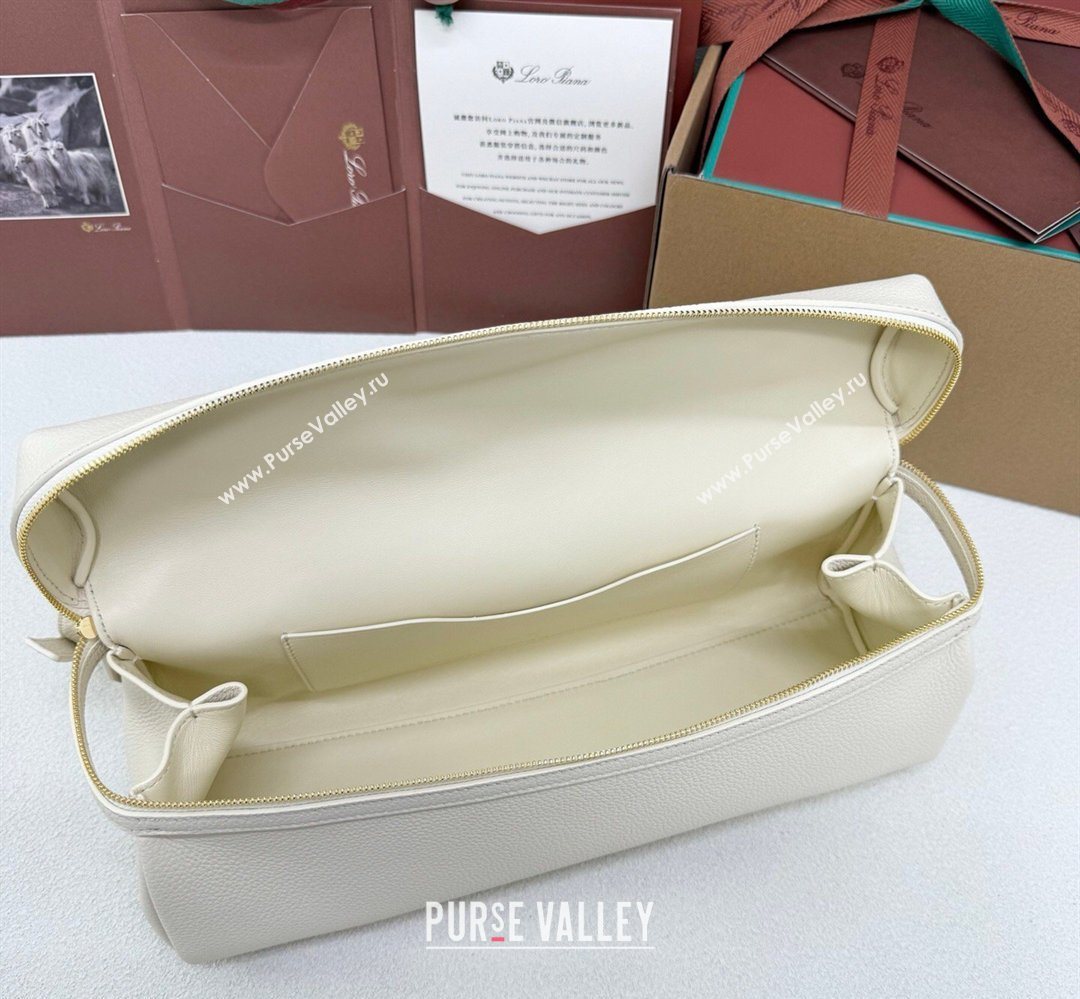 Loro Piana LP Extra Softy Bag L33 in Grained Leather White 2026 FAQ6591 (MHUI-260408005)